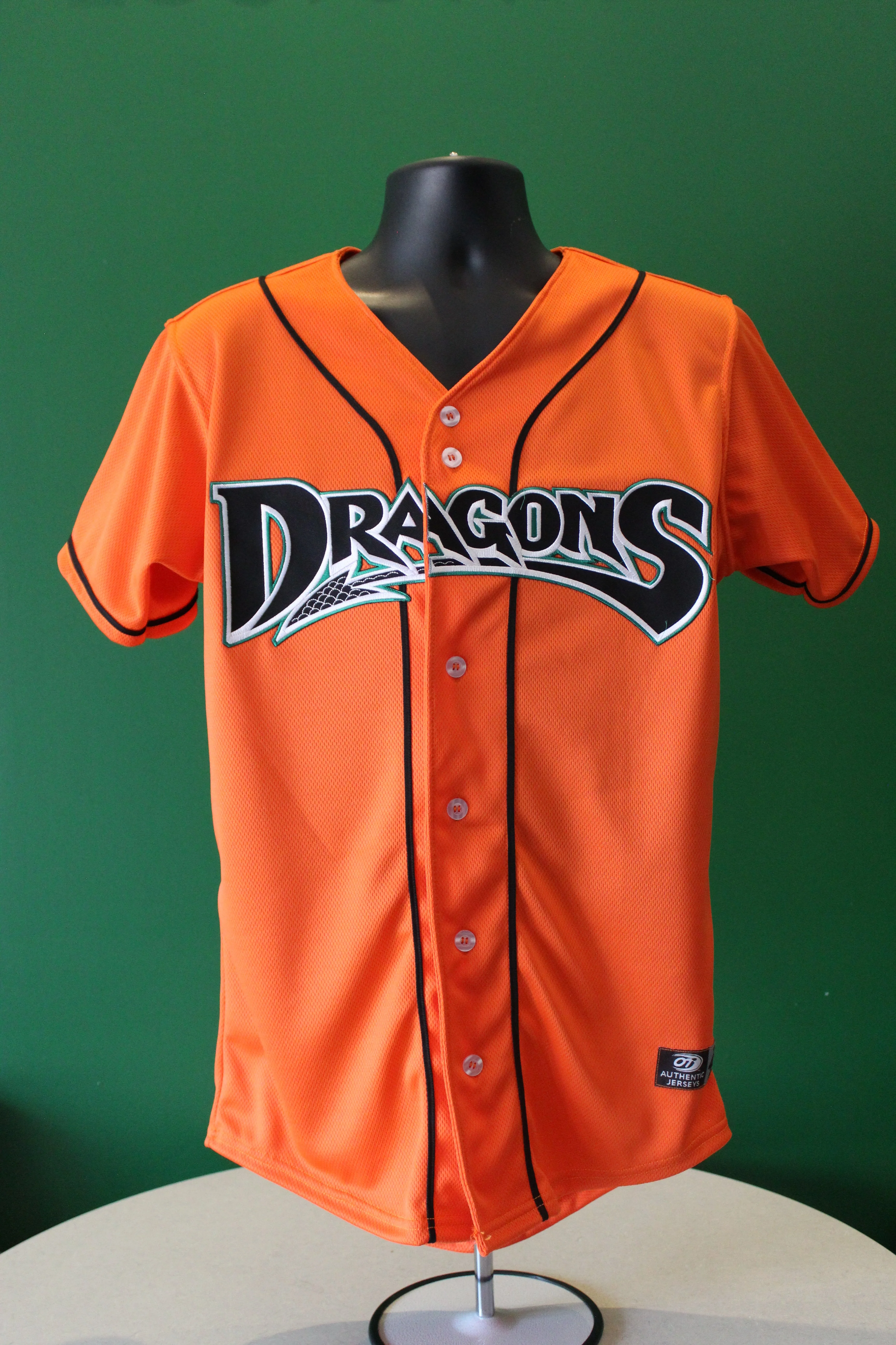 2025 Logan Wilson Celebrity Softball Autographed Jerseys - Image 10