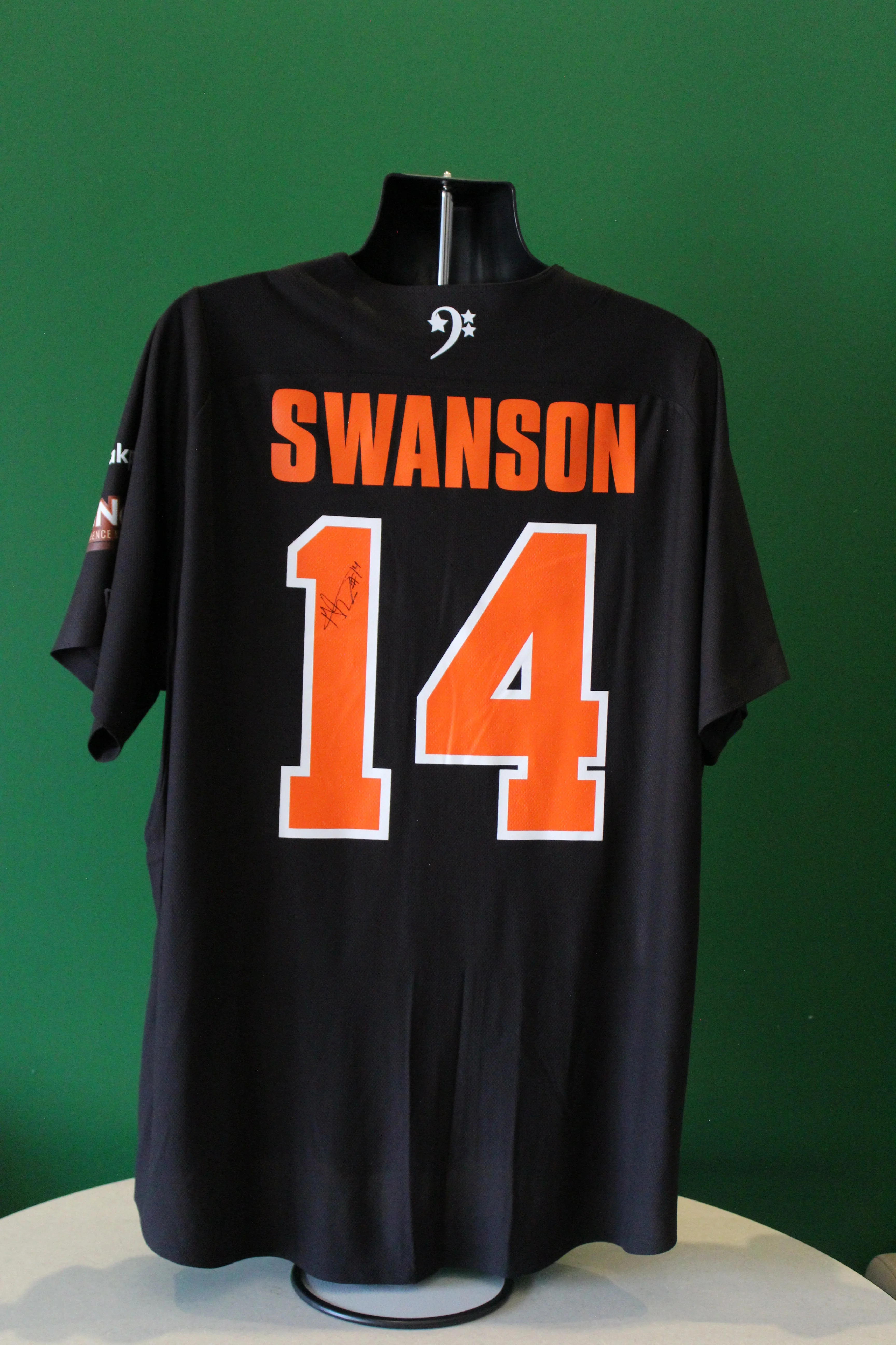 2025 Logan Wilson Celebrity Softball Autographed Jerseys - Image 19