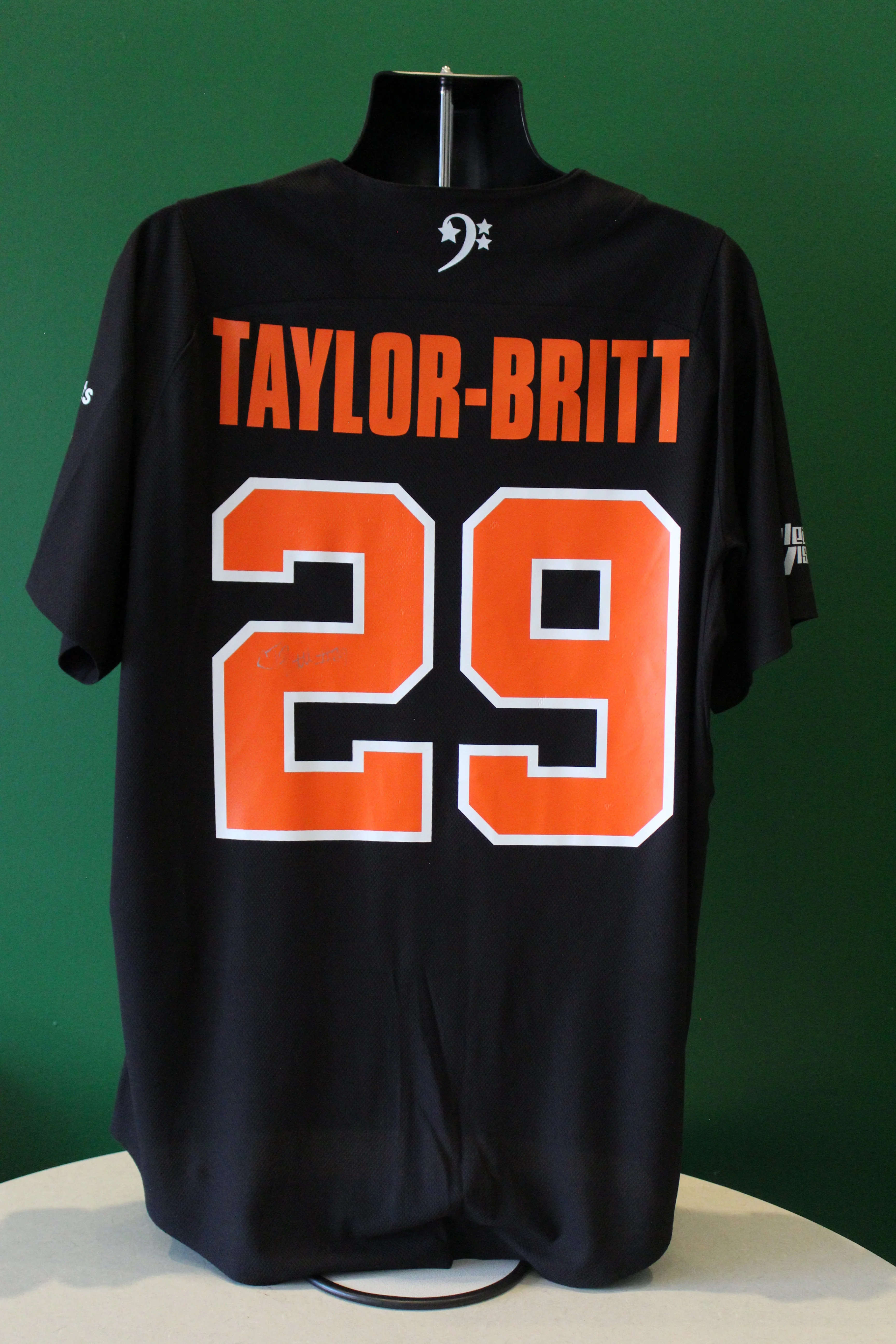 2025 Logan Wilson Celebrity Softball Autographed Jerseys - Image 7