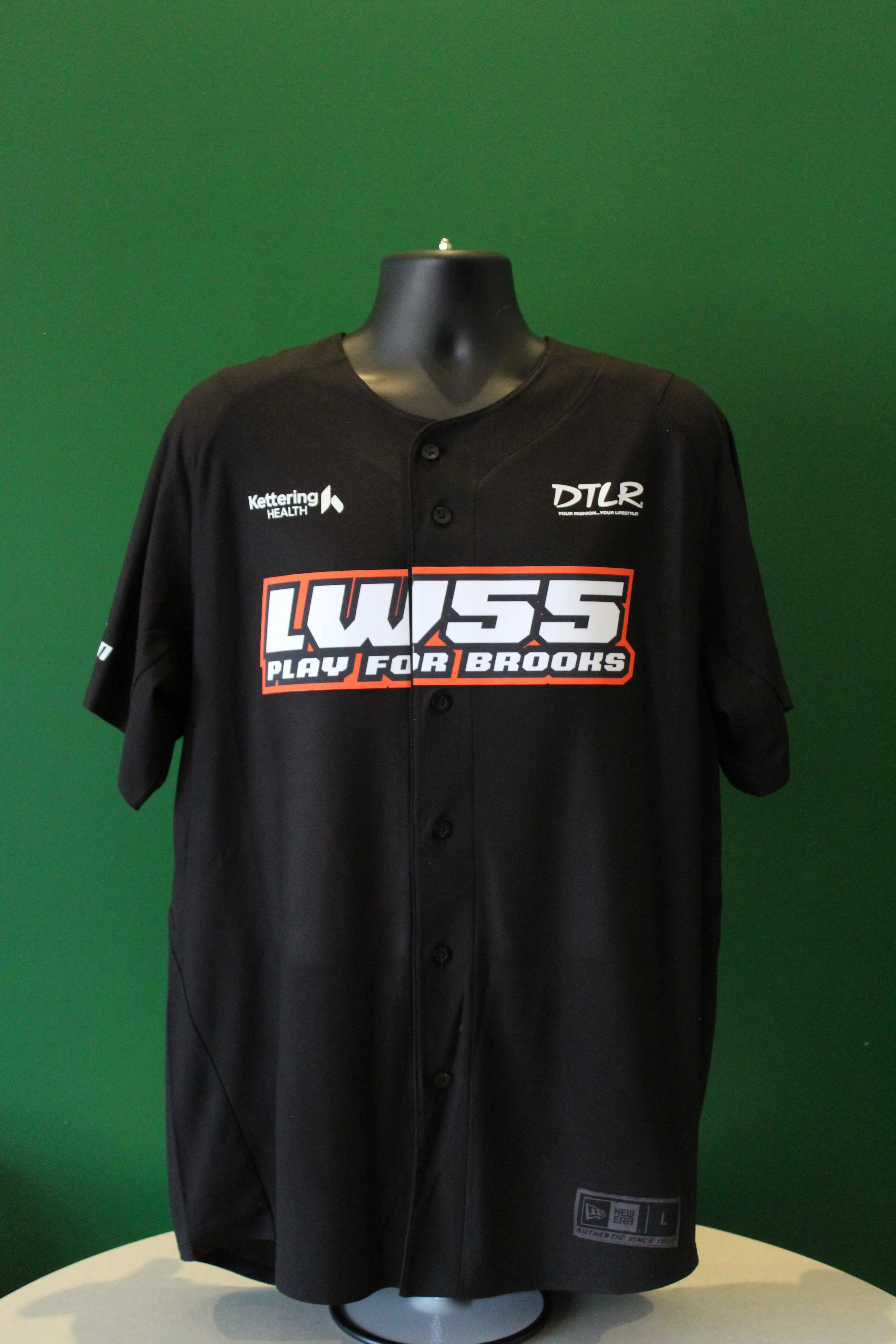 2025 Logan Wilson Celebrity Softball Autographed Jerseys - Image 8