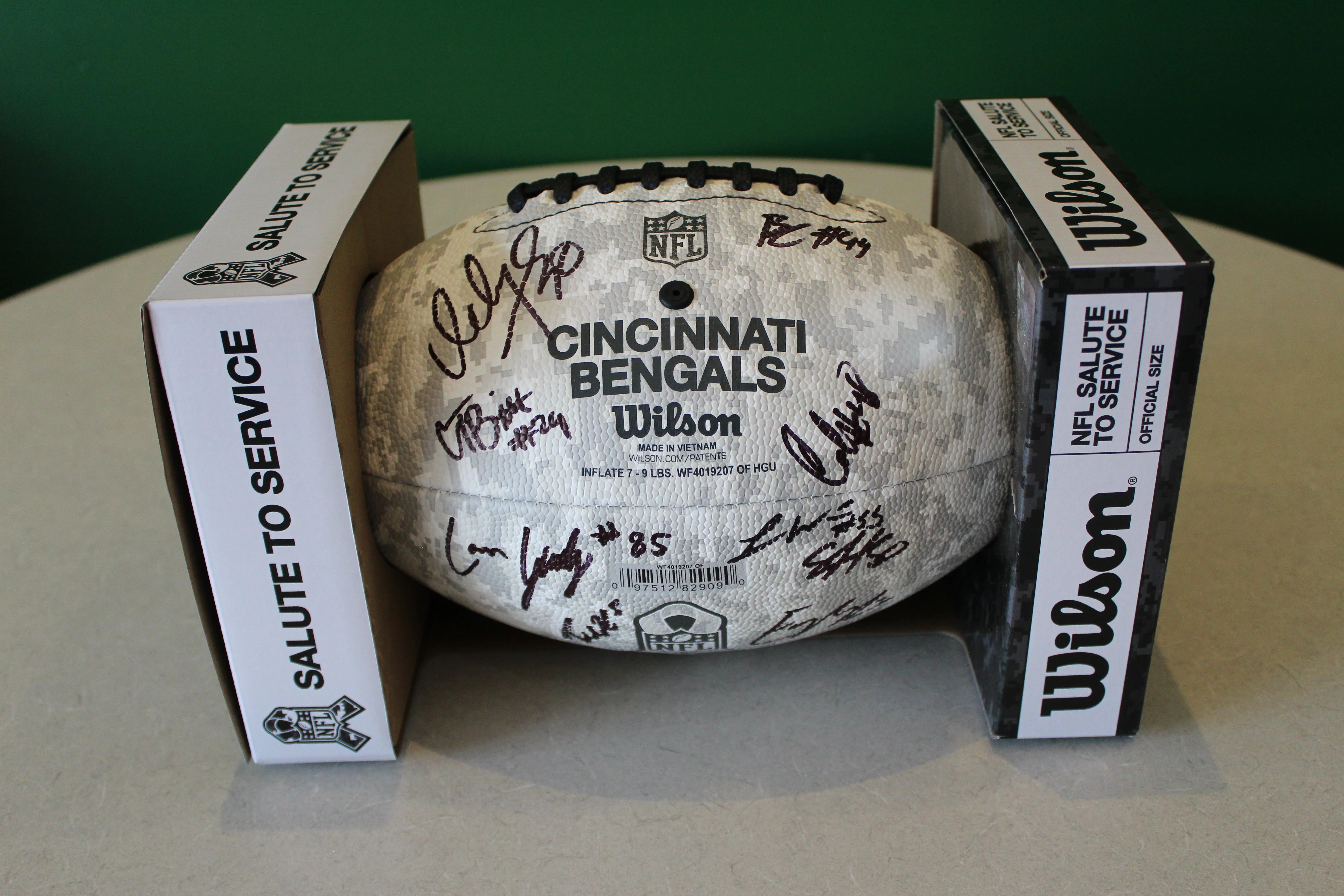 2025 Logan Wilson Celebrity Softball Game Autographed Bats and Footballs - Image 5