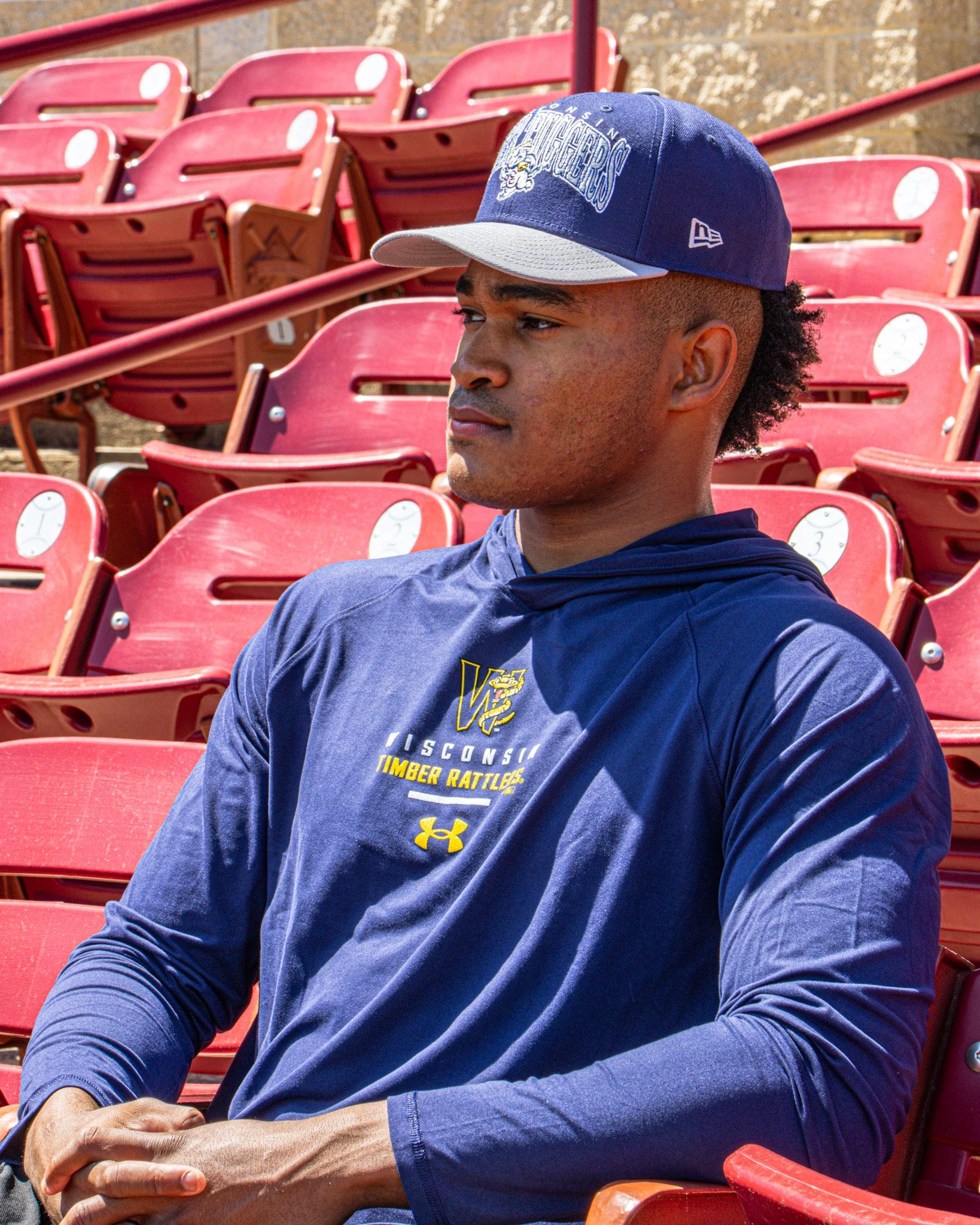 2026 Brewers Sunday Under Armour Tech Stretch Navy Long Sleeve Hood - Image 2