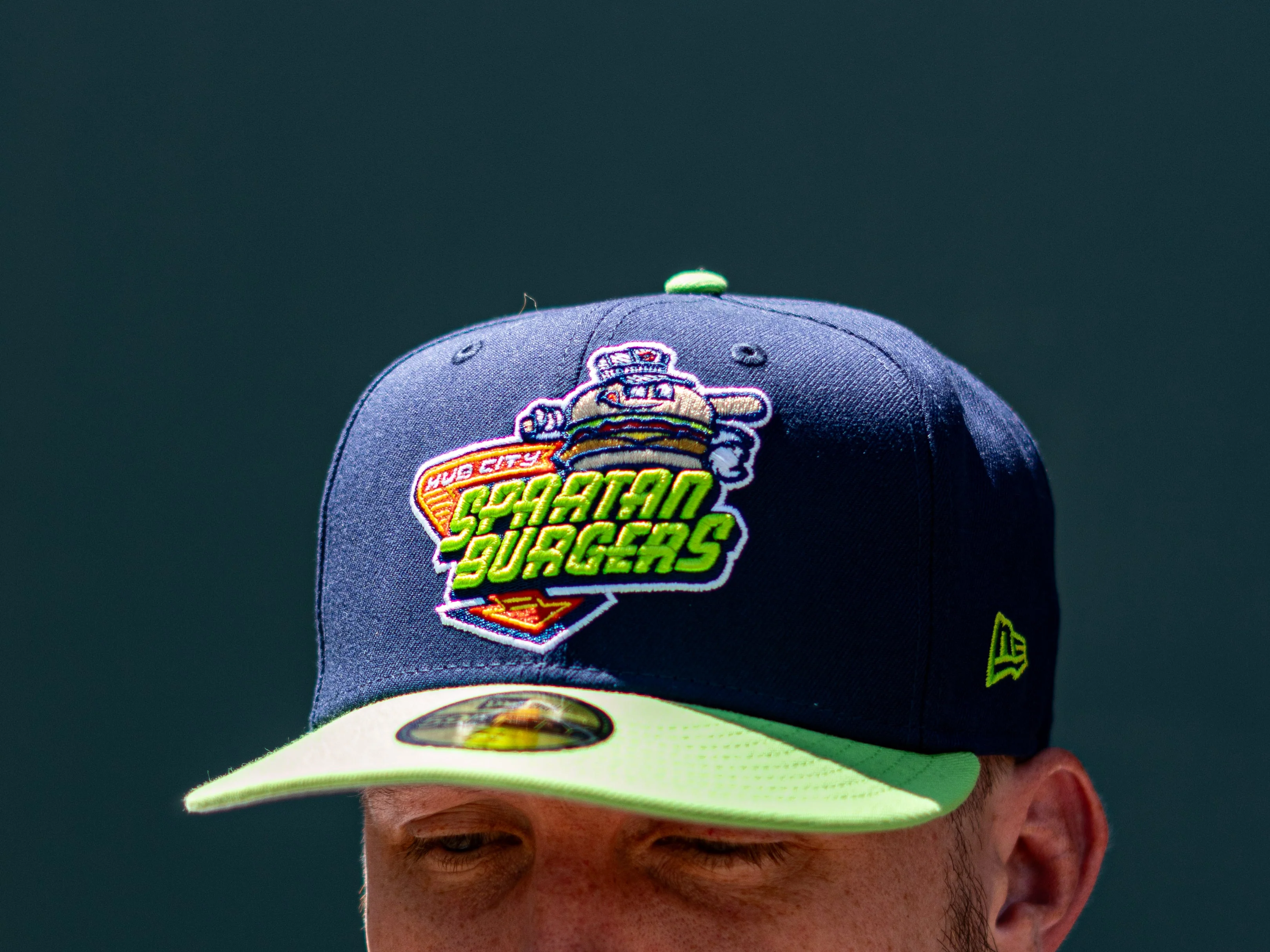 5950 Nvy/Grn Primary Logo Fitted Hat - Image 3