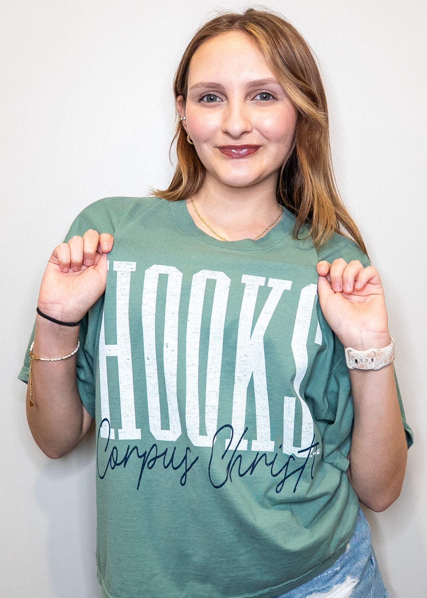 Corpus Christi Hooks Comfort Wash - Women's - Boxy Cropped Tee Script - Image 2