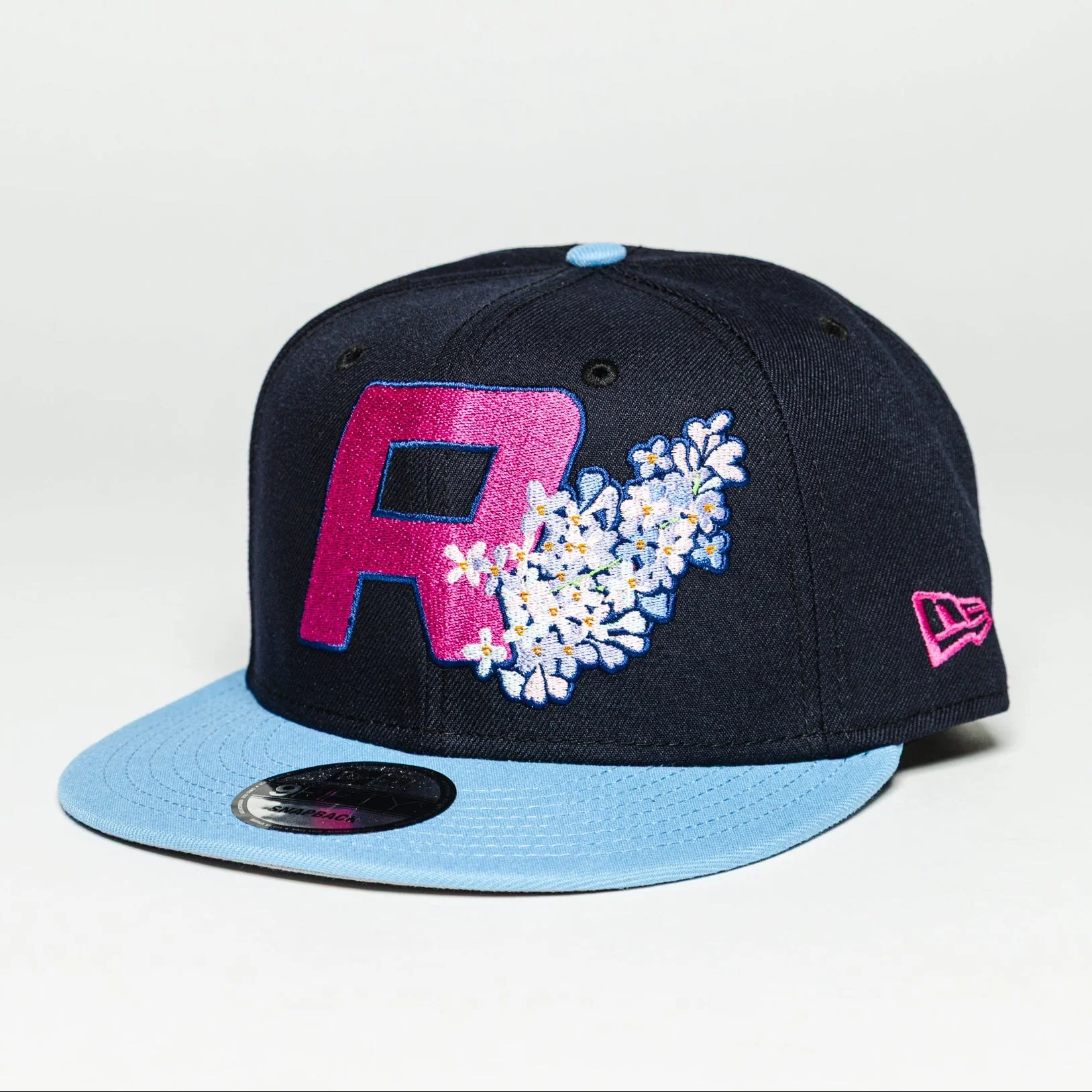New Era 9FIFTY Lilac Navy Sky Cap - Image 2