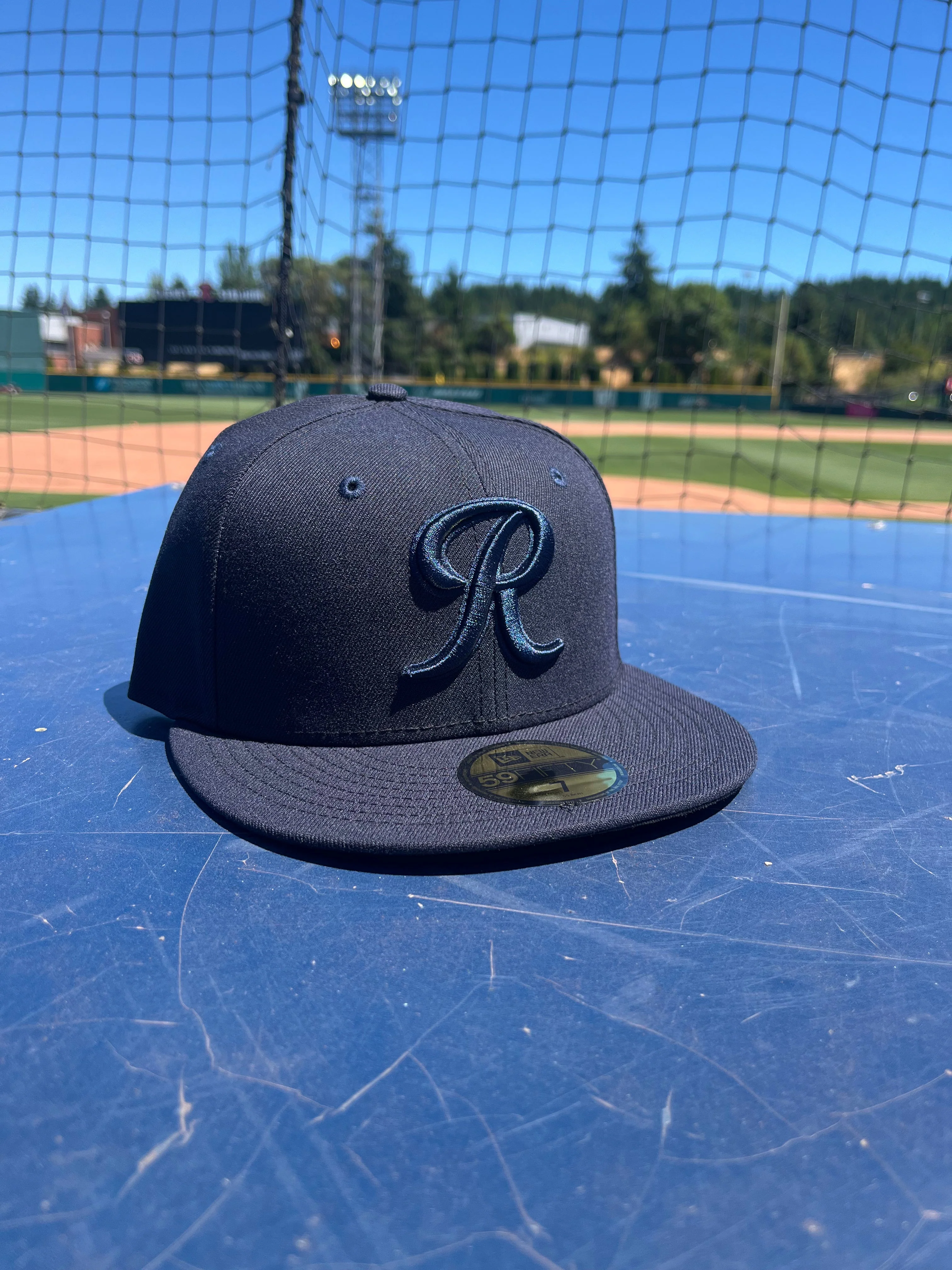 Tacoma Rainiers New Era 59Fifty Navy Tonal R Cap - Image 4