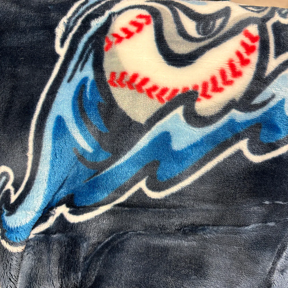 Raschel Throw - Image 3