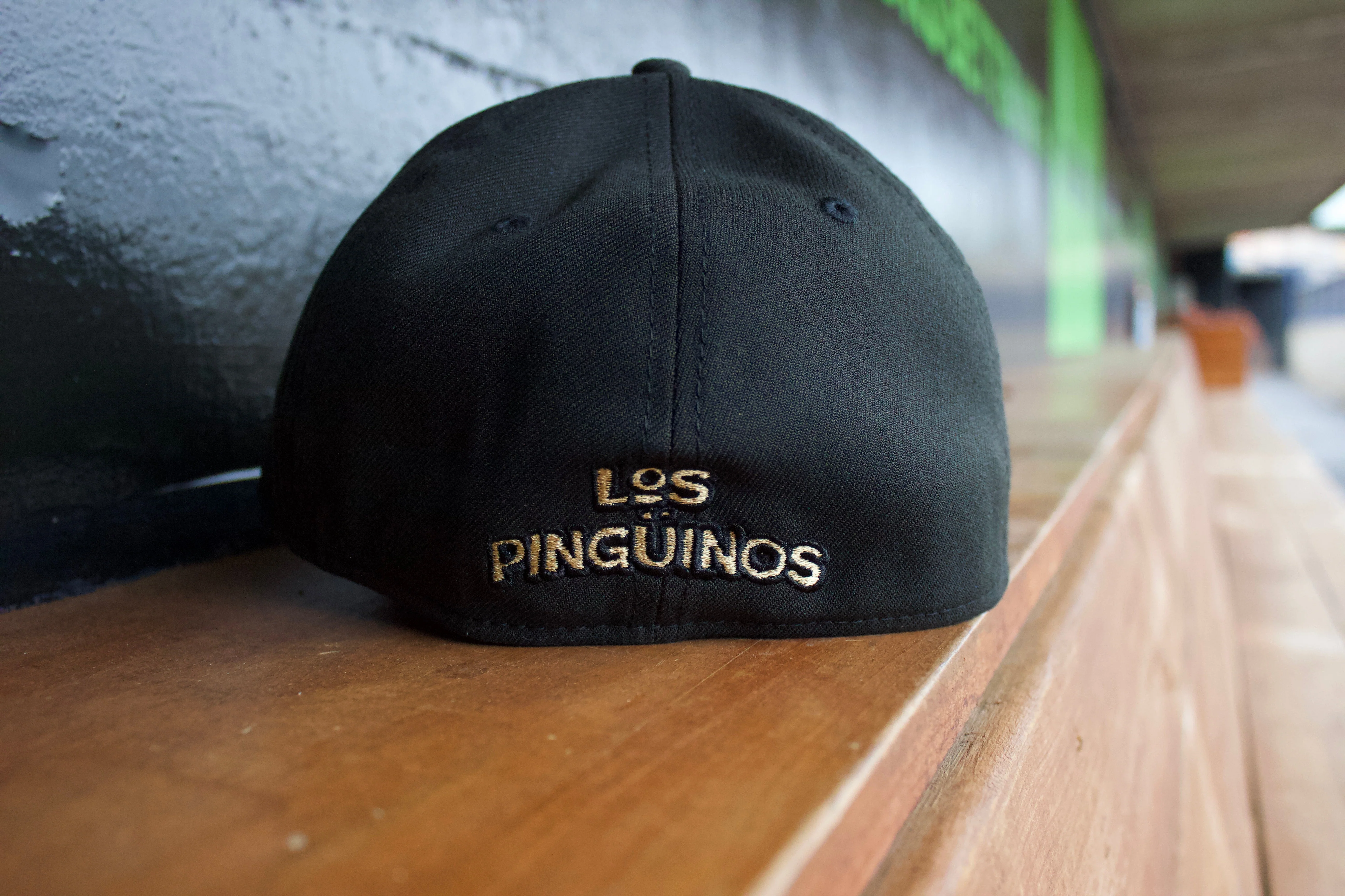 Rome Emperors New Era 39THIRTY Los Pingüinos - Image 2