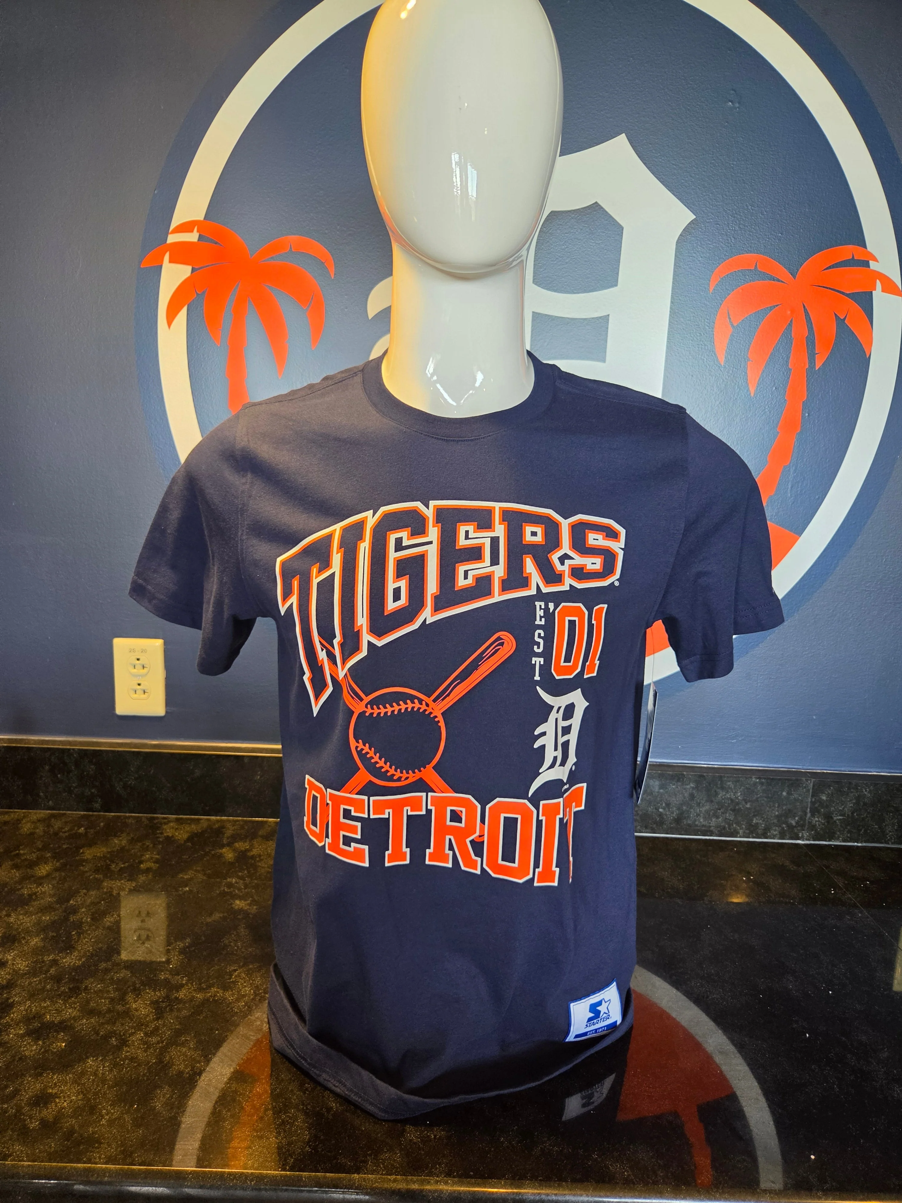 Starter Kicker Primary Tee