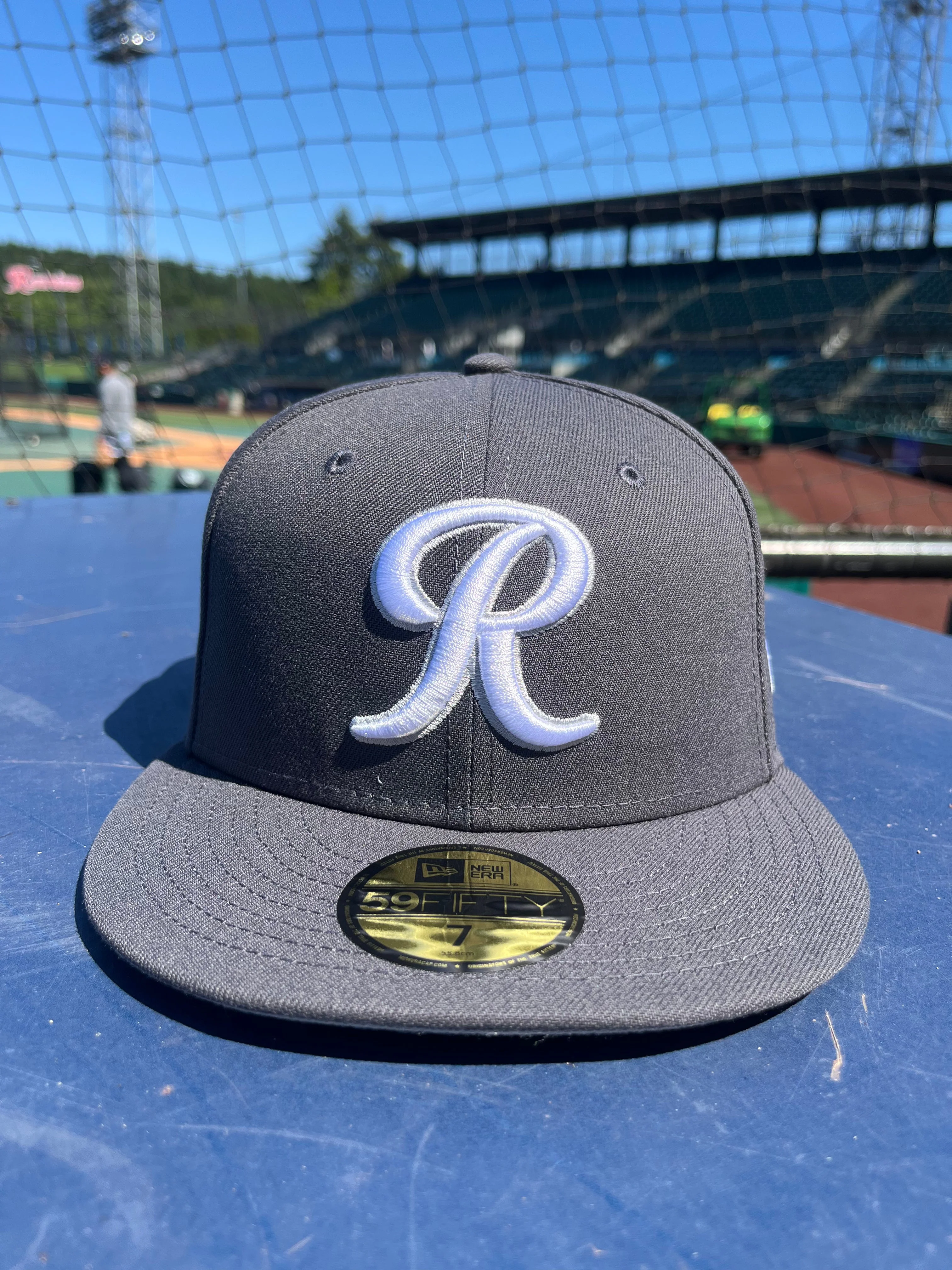 Tacoma Rainiers New Era 59Fifty Graphite White R Cap - Image 4