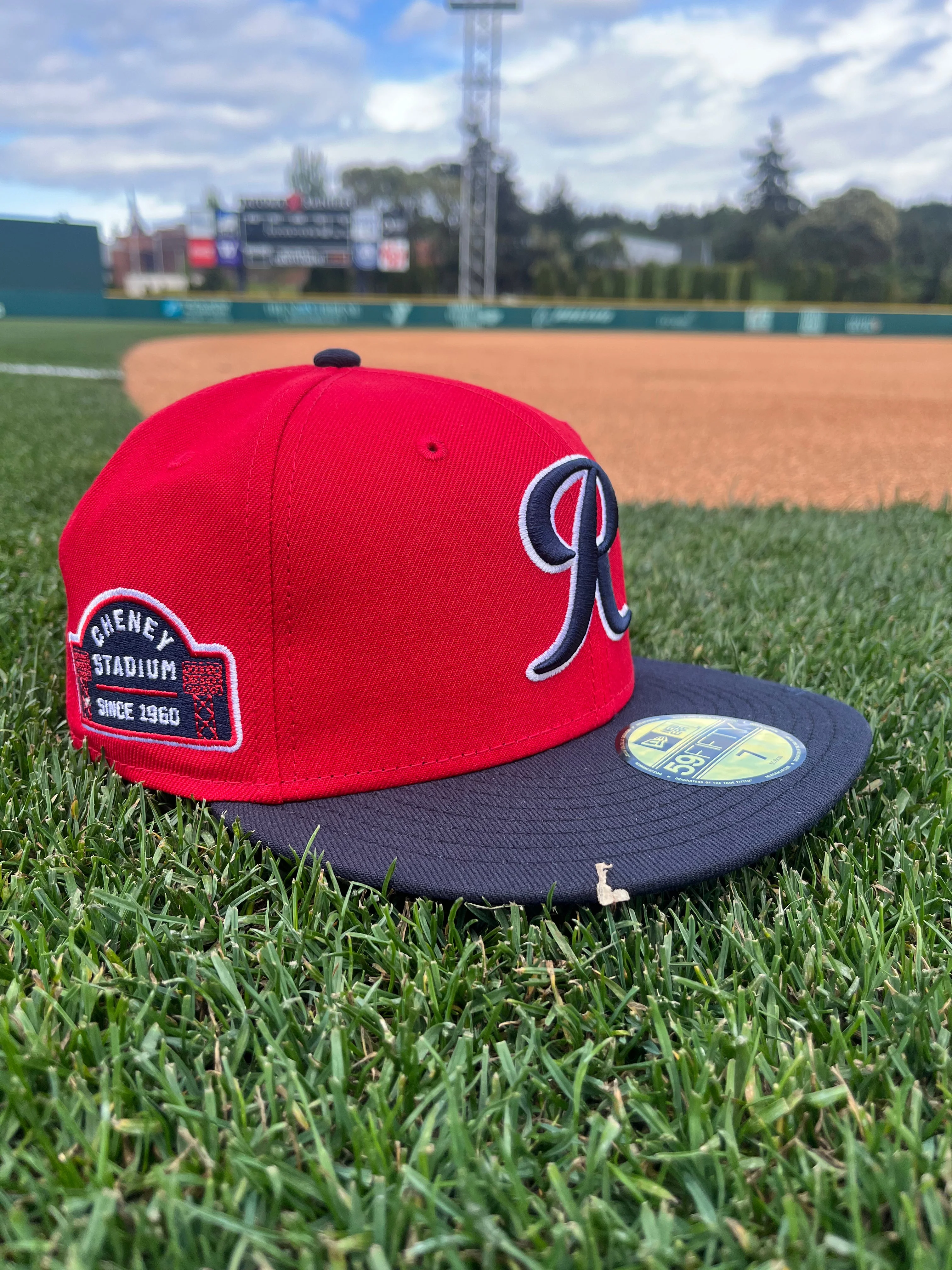 Tacoma Rainiers New Era 59Fifty Red Navy Cheney Patch Cap - Image 5