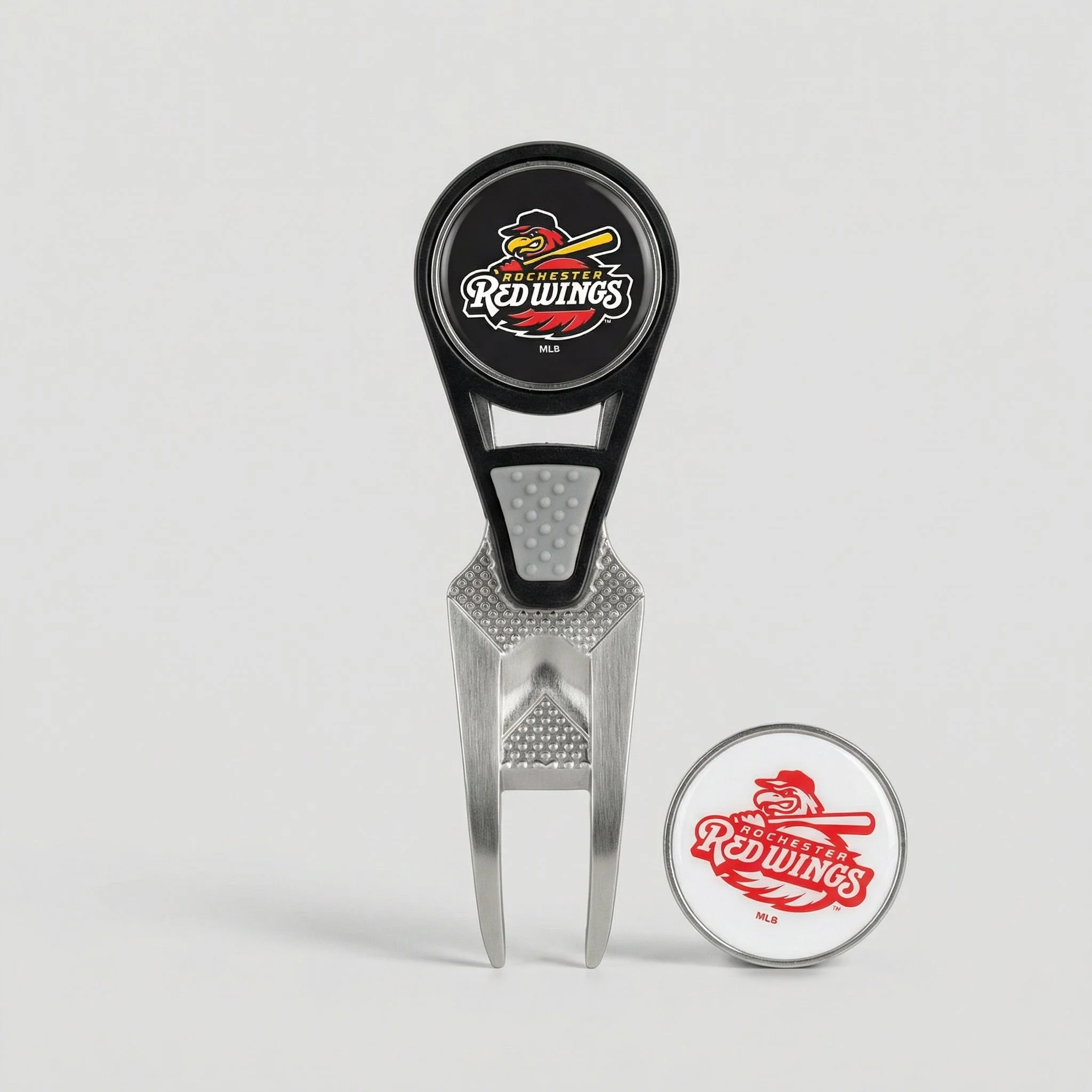 The Clubhouse Divot Tool